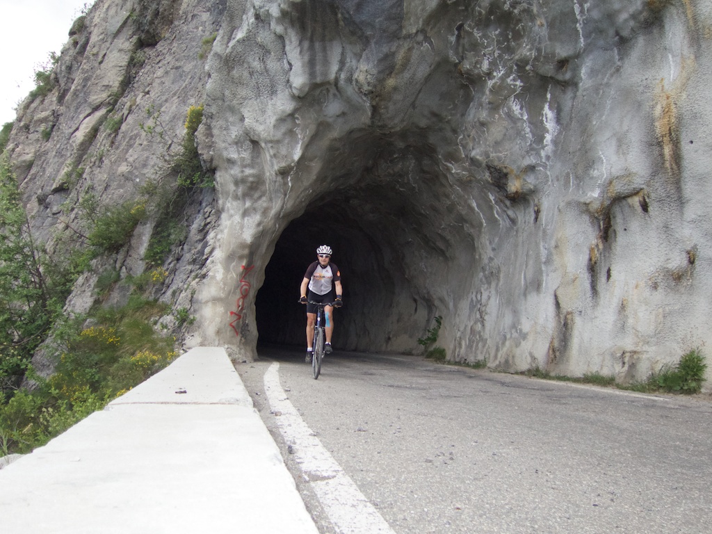Tunnel