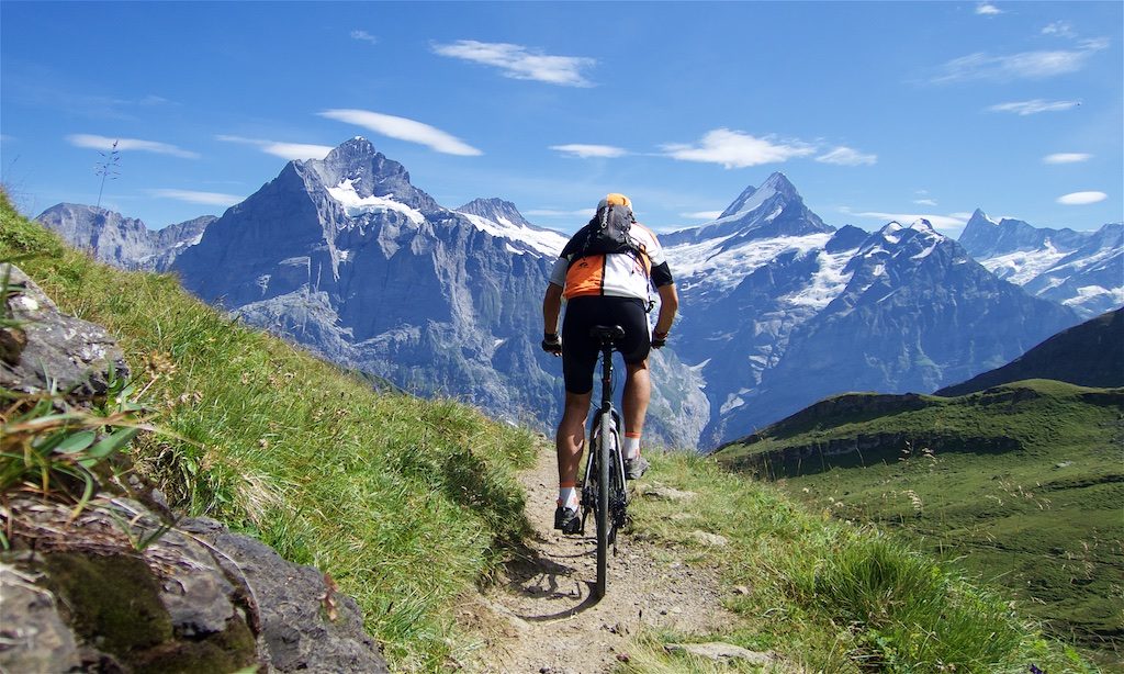 Descending from Bachalpsee