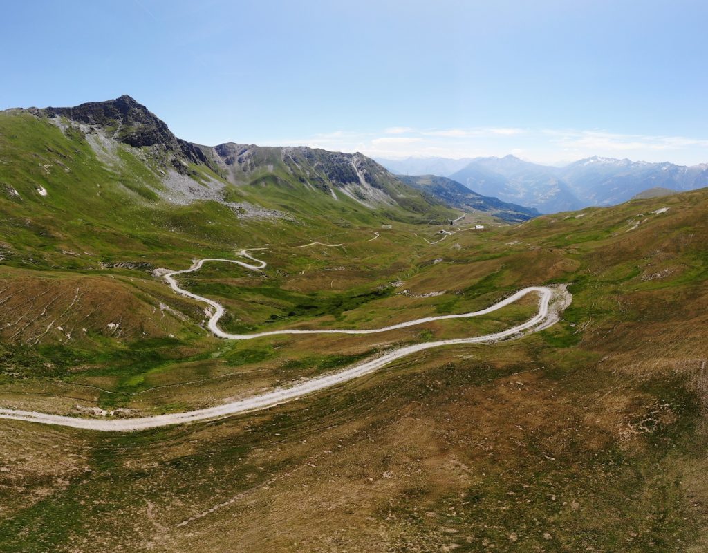 Col de la Chauvière – Above Grand Naves